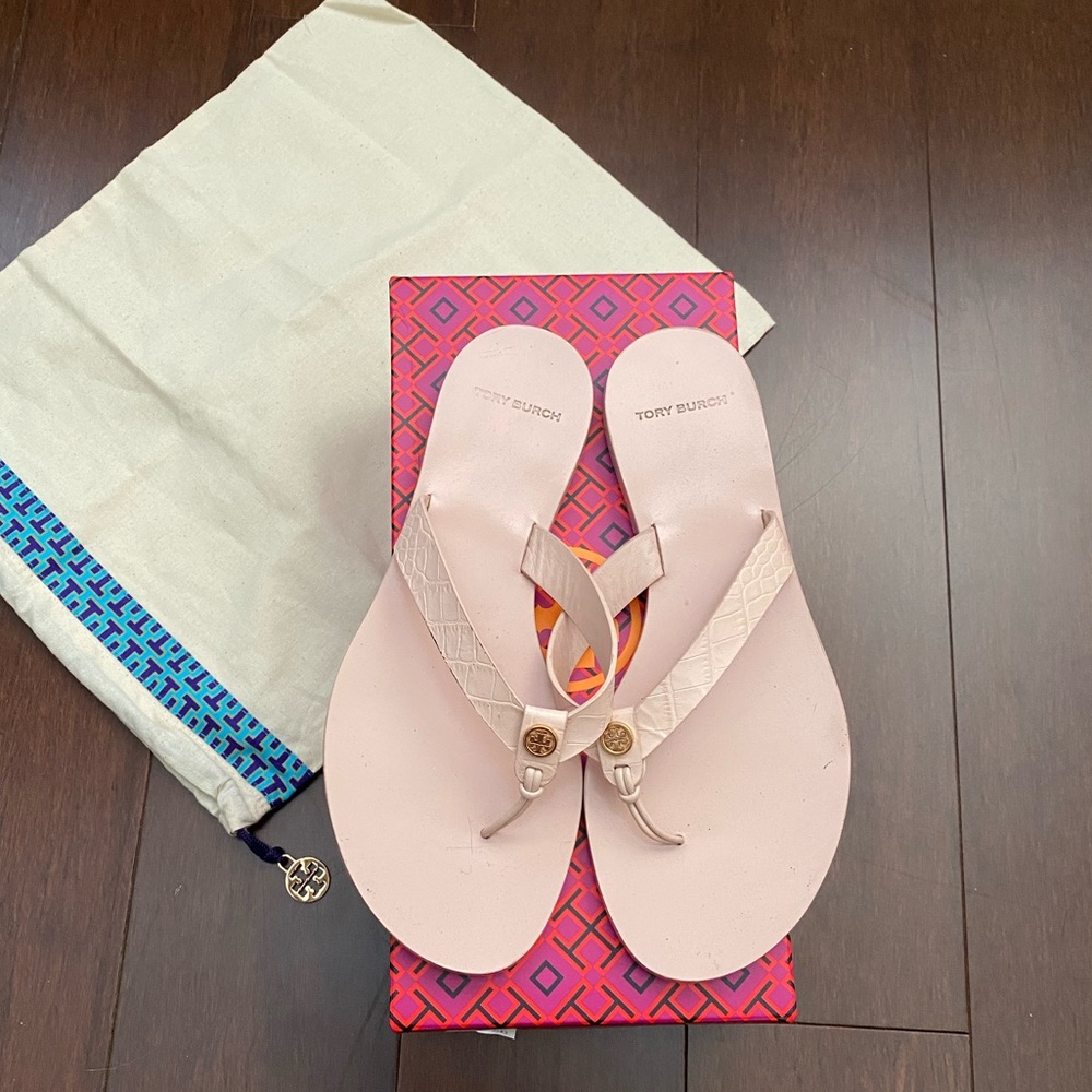 Tory Burch Manon leather flip flip sandals